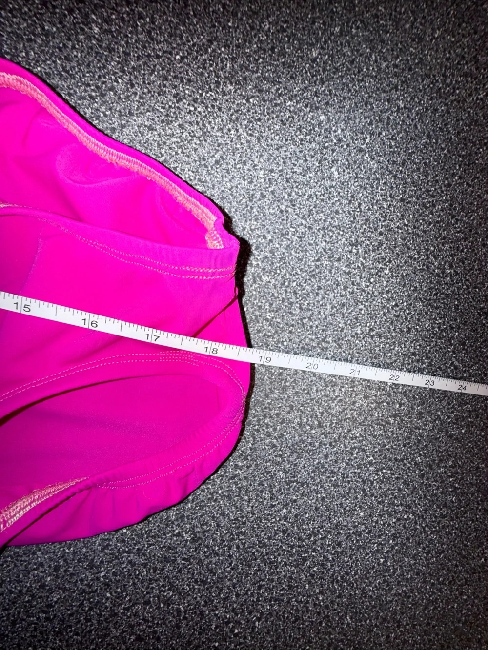Luckyleo vibrant fuchsia